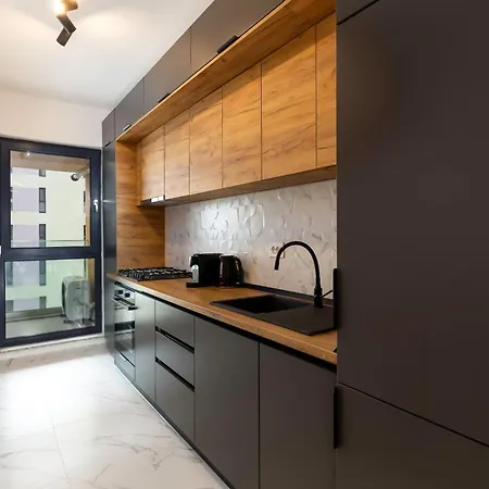 Ambre - Bold Design *
